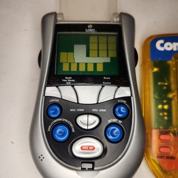 MGA Las Vegas Casino Blackjack & Connect Four Electronic Handheld LCD Game Lot - Picture 3 of 5